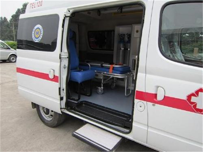 临颍救护车出租服务案例7